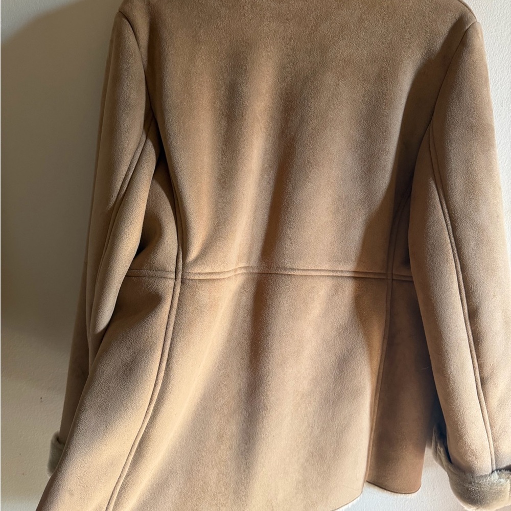 VINTAGE gorgeous Jones New York Women's Cream Teddy Jacket - Picture 7 of 12